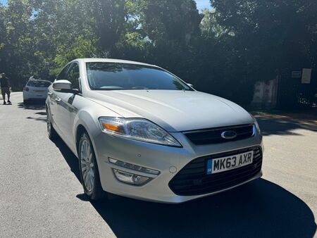 FORD MONDEO 2.0 TDCi Zetec Business Edition Powershift Euro 5 5dr